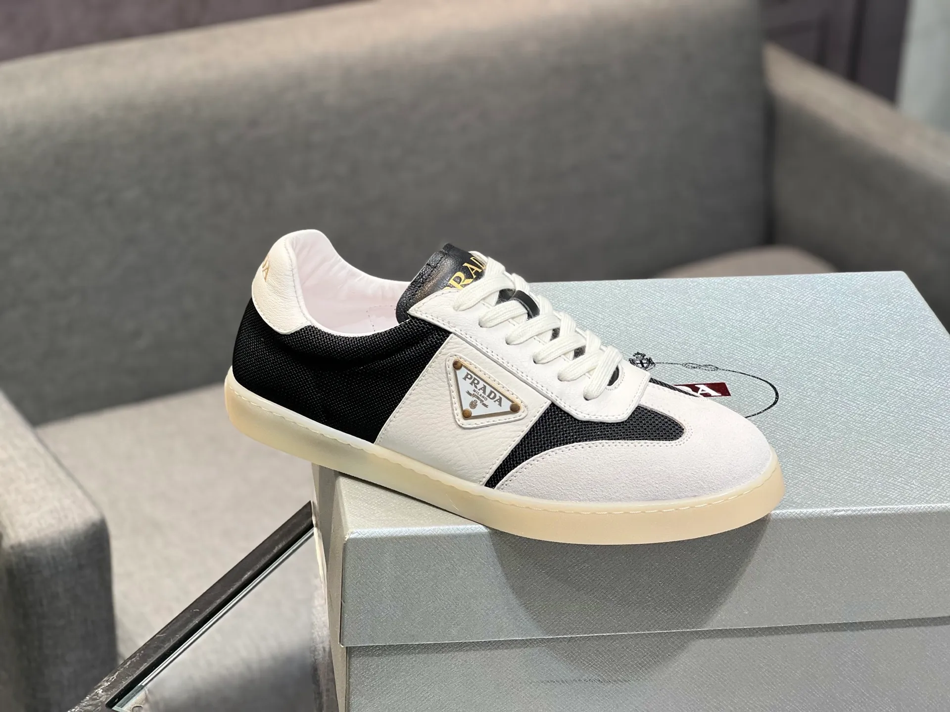 Men's shoes 💰540 [PRADA] Men's shoes are popular in the counter, official website synchronization, 1 high-quality shipment ✔️ Original frosted cowhide + cowhide lining, 1🆚1 replica, original sole, 38-45 (45 customized, non-refundable)